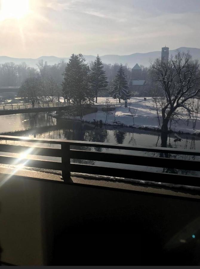 Konak Na Uni Bihać Екстериор снимка