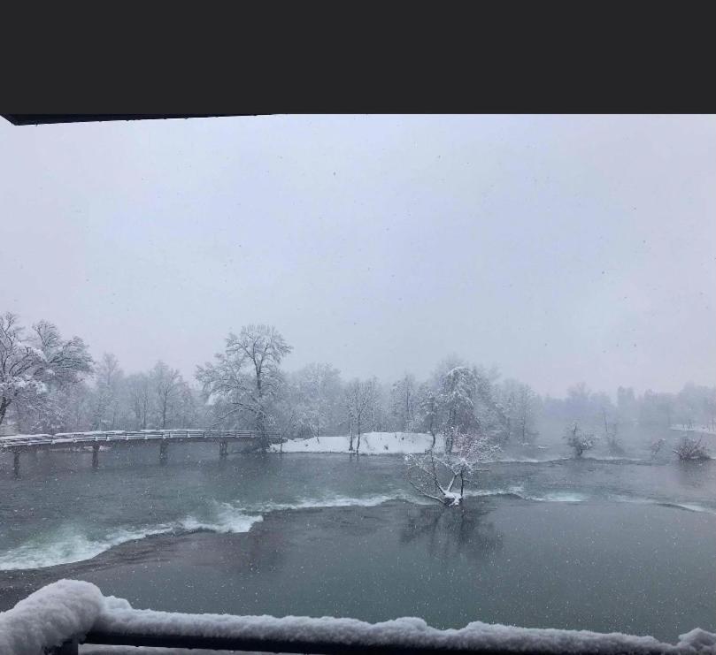 Konak Na Uni Bihać Екстериор снимка